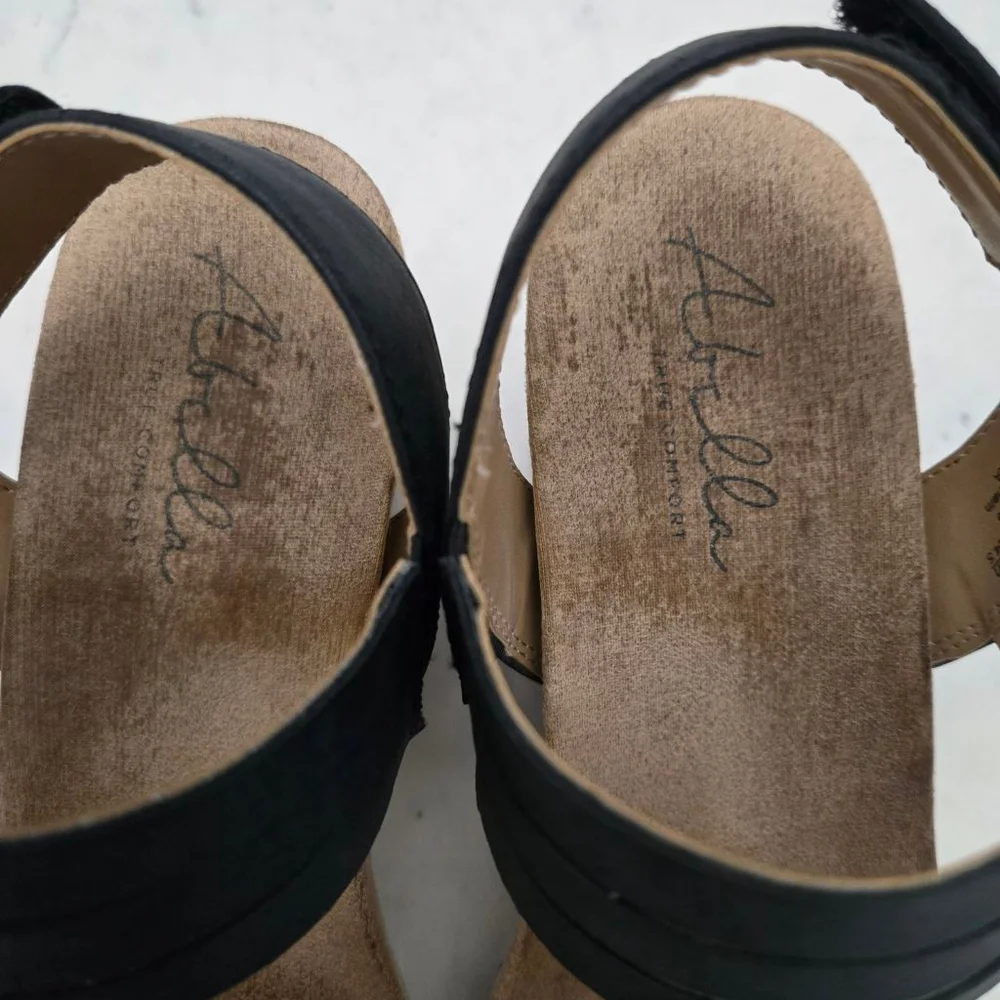 Women's Abella Ture Comfort Black Wedge Sandals Size 7.5
